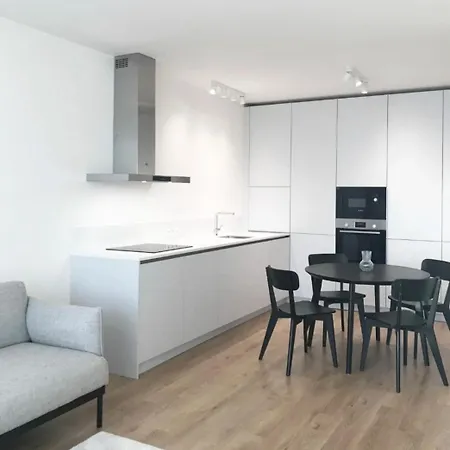 Apartment Iman With Privat Garage Parking Free, 5 Minute Walk To The Center Kosice