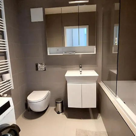 Iman With Privat Garage Parking Free, 5 Minute Walk To The Center Apartment Kosice