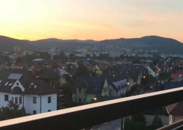 Appartamento Iman With Privat Garage Parking Free, 5 Minute Walk To The Center *