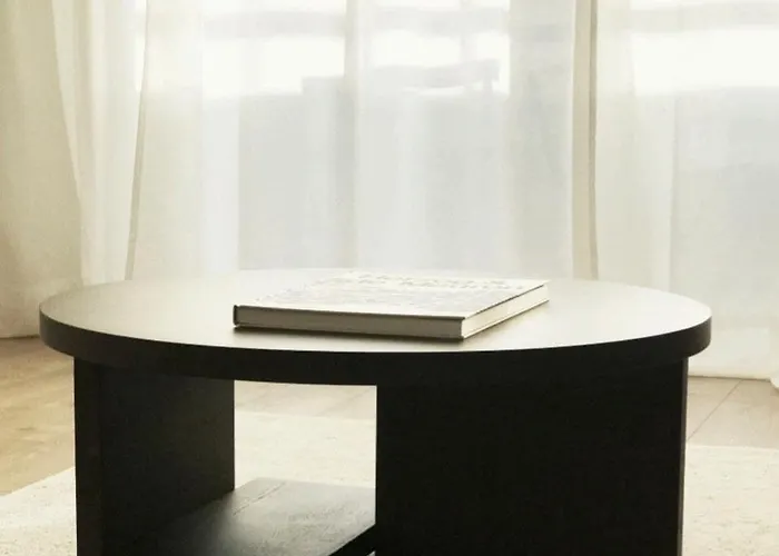 Iman With Privat Garage Parking Free, 5 Minute Walk To The Center