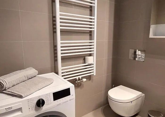 Apartman Iman With Privat Garage Parking Free, 5 Minute Walk To The Center *