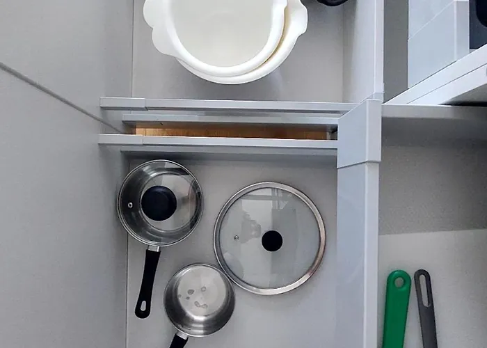 Iman With Privat Garage Parking Free, 5 Minute Walk To The Center Kassa